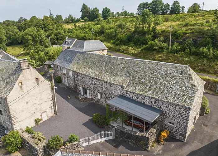 La Longere - Chambres Et Table D'Hotes 게스트하우스 Lacalm