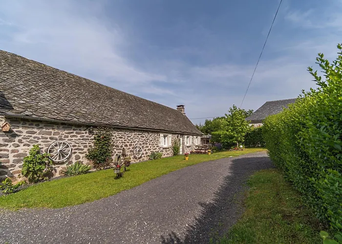 La Longere - Chambres Et Table D'Hotes 3*