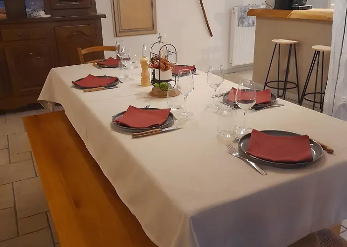 La Longere - Chambres Et Table D'Hotes 3*