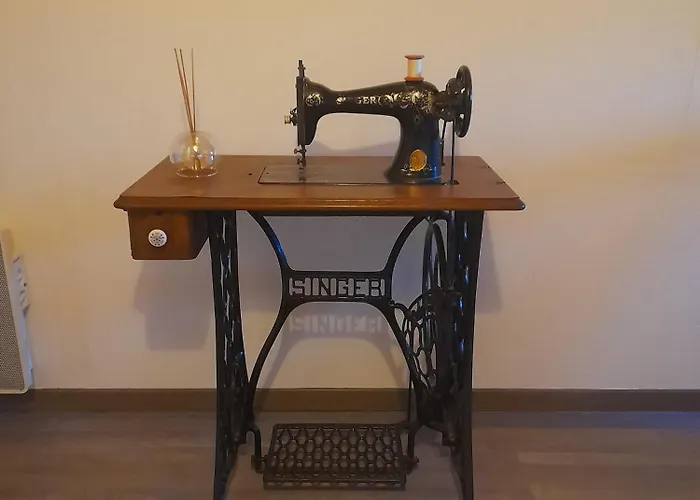 게스트하우스 La Longere - Chambres Et Table D'Hotes Lacalm