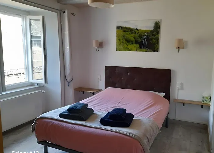 La Longere - Chambres Et Table D'Hotes 3*